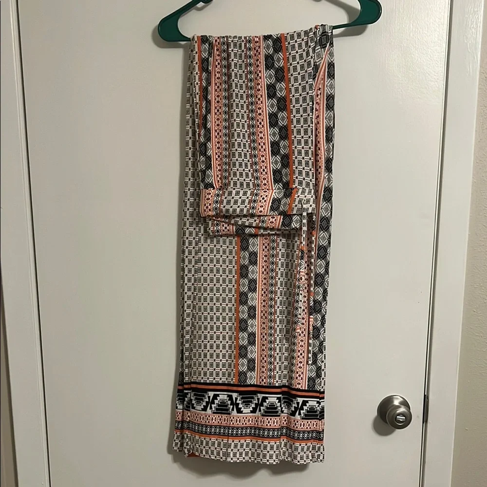 Geometric Patterned wide leg pants - Picture 1 of 1